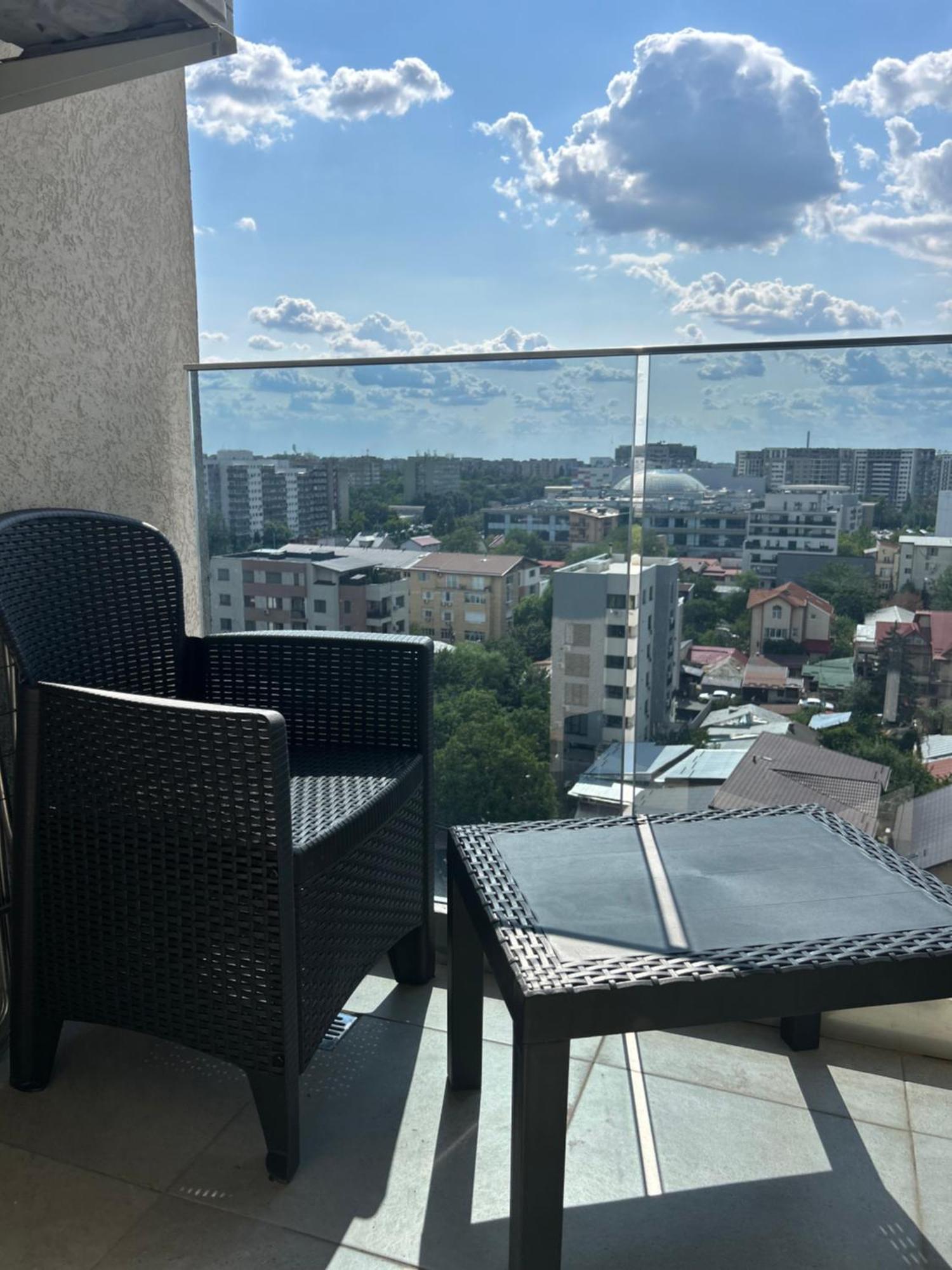 Elegant Studio With City Views - Prime Location - 02 Bucarest Exterior foto